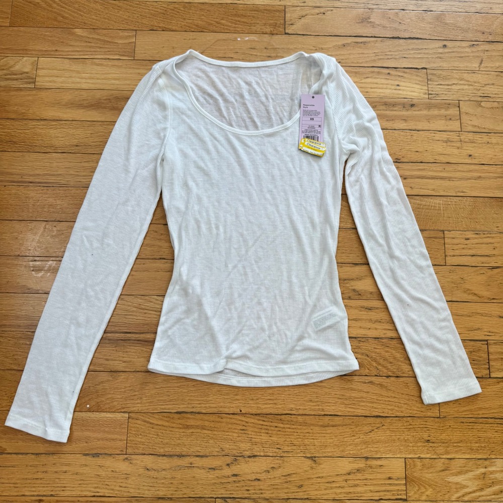 Wild Fable Womens White Ribbed Long Sleeve Scoop Neck Top XS NEW